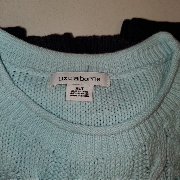 Liz Claiborne Sweater - Picture 2 of 4